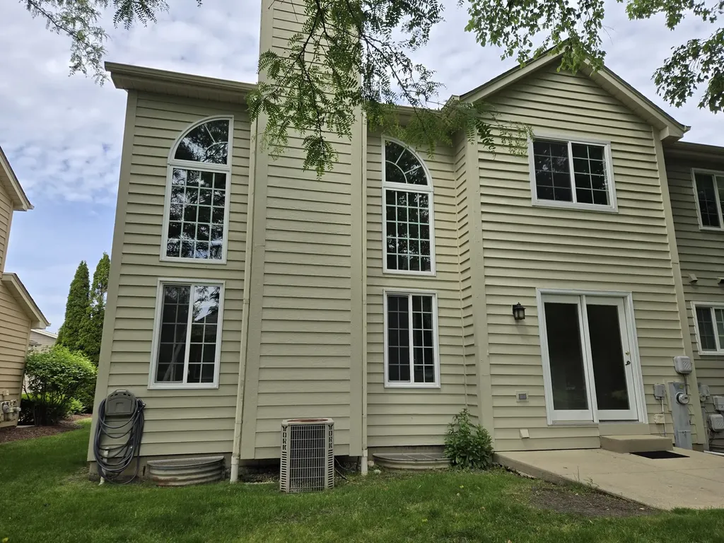 70 Townsend Circle Naperville IL 60565