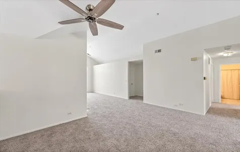 417 Cobbler Court Bartlett IL 60103