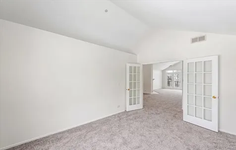 417 Cobbler Court Bartlett IL 60103