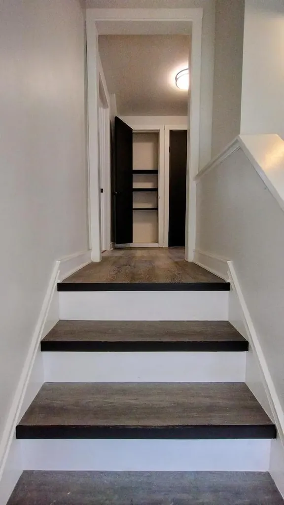 9630 South La Salle Street Chicago IL 60628