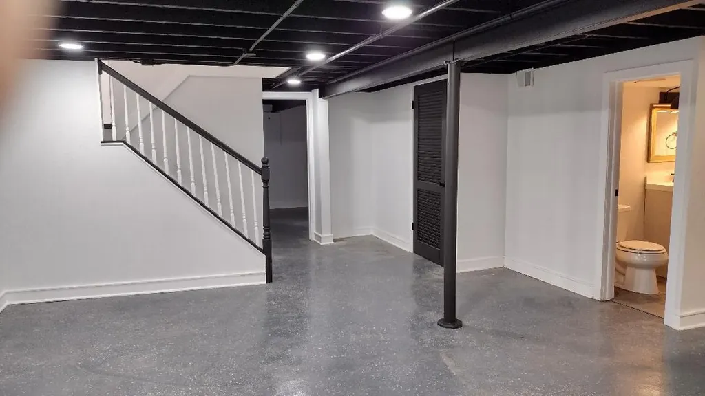 9630 South La Salle Street Chicago IL 60628
