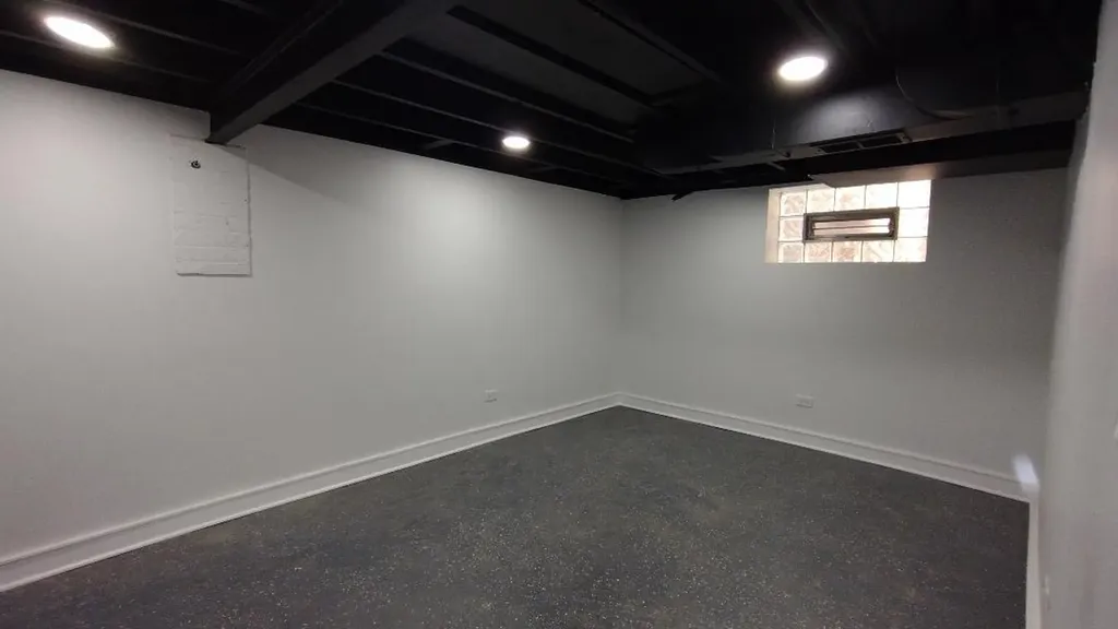 9630 South La Salle Street Chicago IL 60628