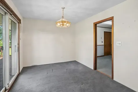 460 West Kathleen Drive Des Plaines IL 60016