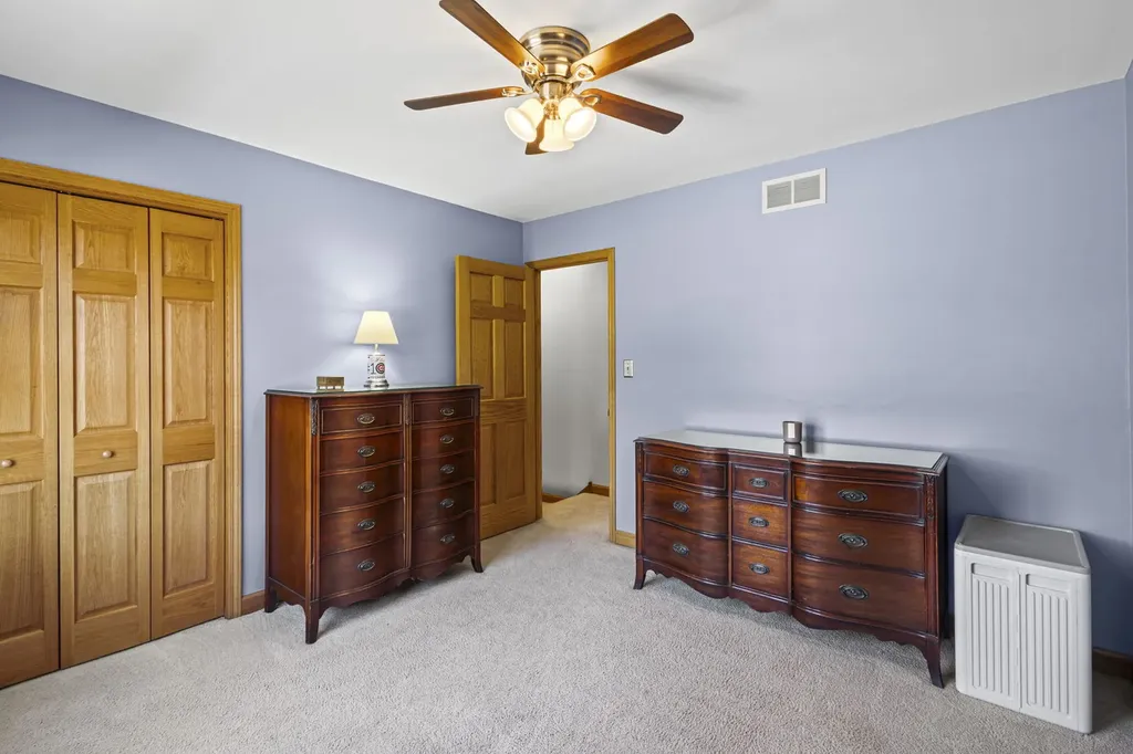 10s240 Havens Drive Downers Grove IL 60516