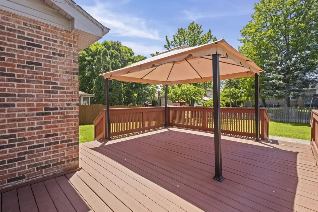 10s240 Havens Drive Downers Grove IL 60516