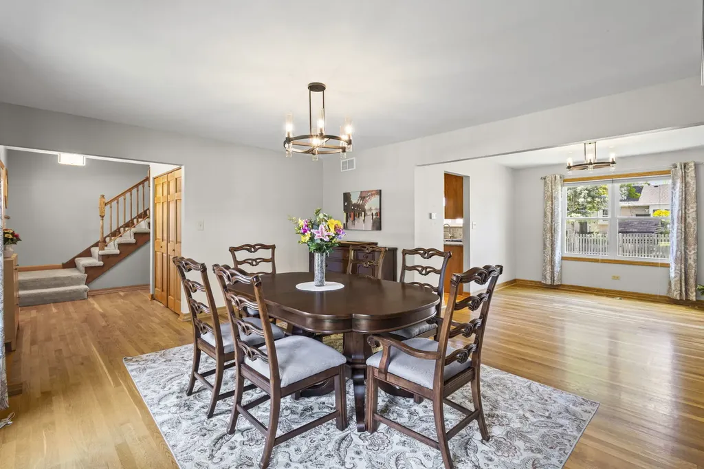 10s240 Havens Drive Downers Grove IL 60516