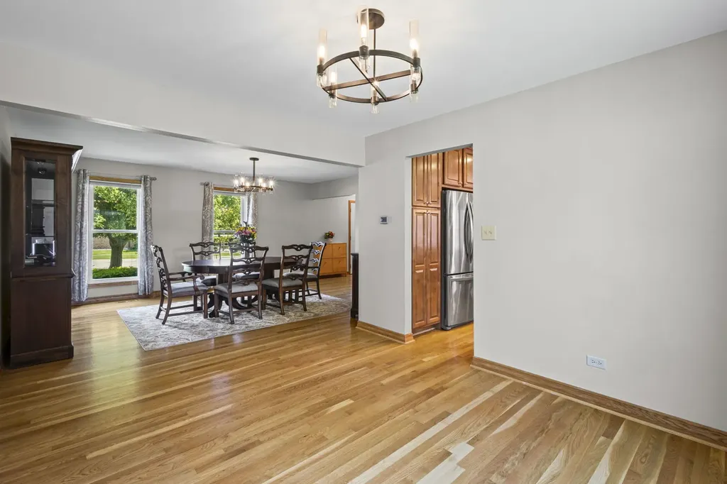 10s240 Havens Drive Downers Grove IL 60516