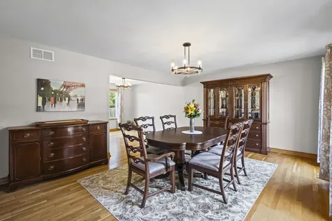 10s240 Havens Drive Downers Grove IL 60516