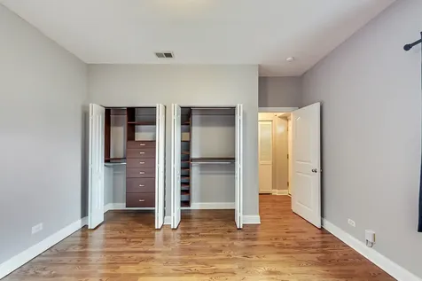 3740 North Wilton Avenue Chicago IL 60613