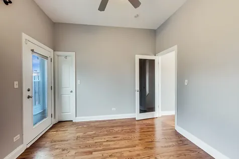 3740 North Wilton Avenue Chicago IL 60613