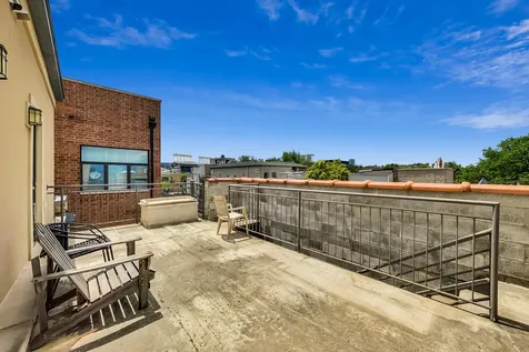 3740 North Wilton Avenue Chicago IL 60613