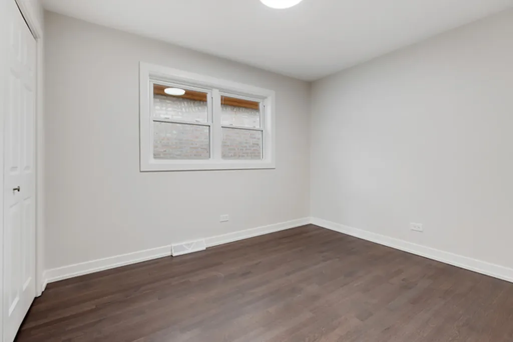 4933 North Keeler Avenue Chicago IL 60630