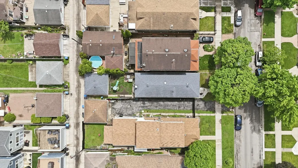 4933 North Keeler Avenue Chicago IL 60630