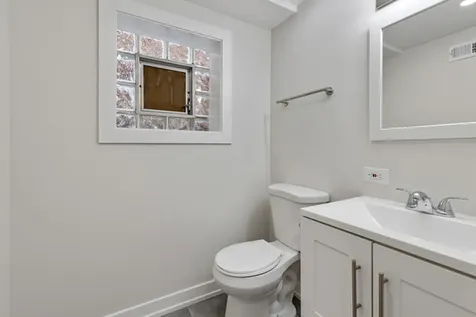 4933 North Keeler Avenue Chicago IL 60630
