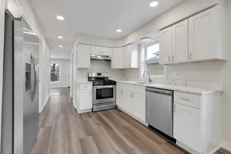 4933 North Keeler Avenue Chicago IL 60630