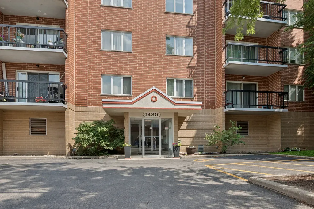 1480 Jefferson Street Des Plaines IL 60016