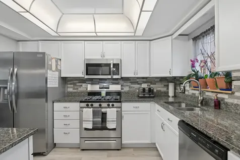 1480 Jefferson Street Des Plaines IL 60016