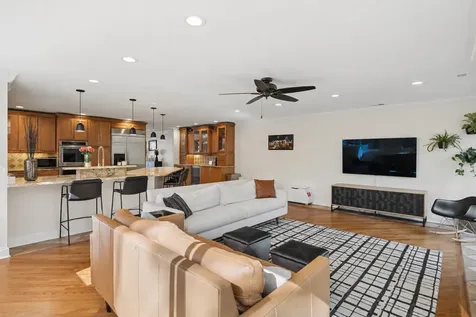 2913 Virginia Lane Glenview IL 60025