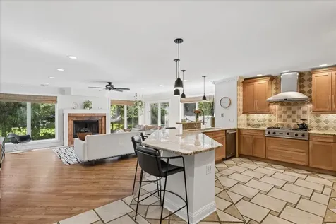 2913 Virginia Lane Glenview IL 60025