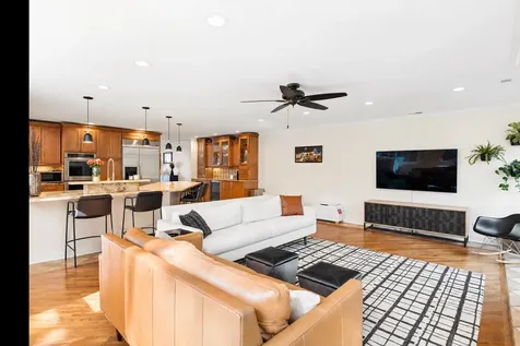 2913 Virginia Lane Glenview IL 60025