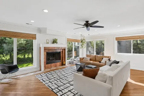 2913 Virginia Lane Glenview IL 60025