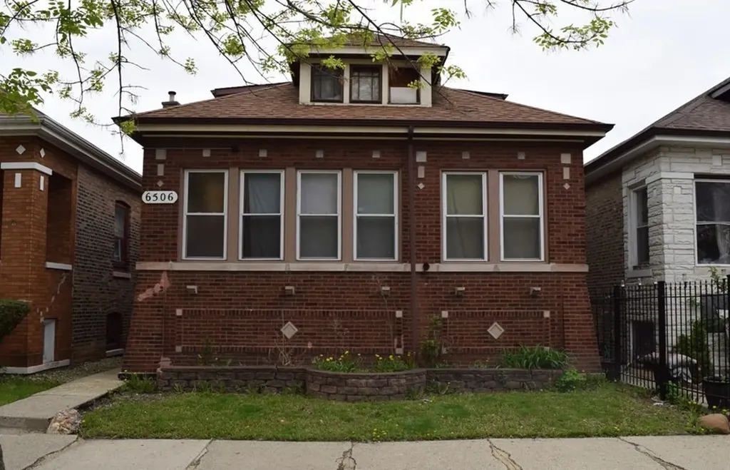 6506 South Sacramento Avenue Chicago IL 60629