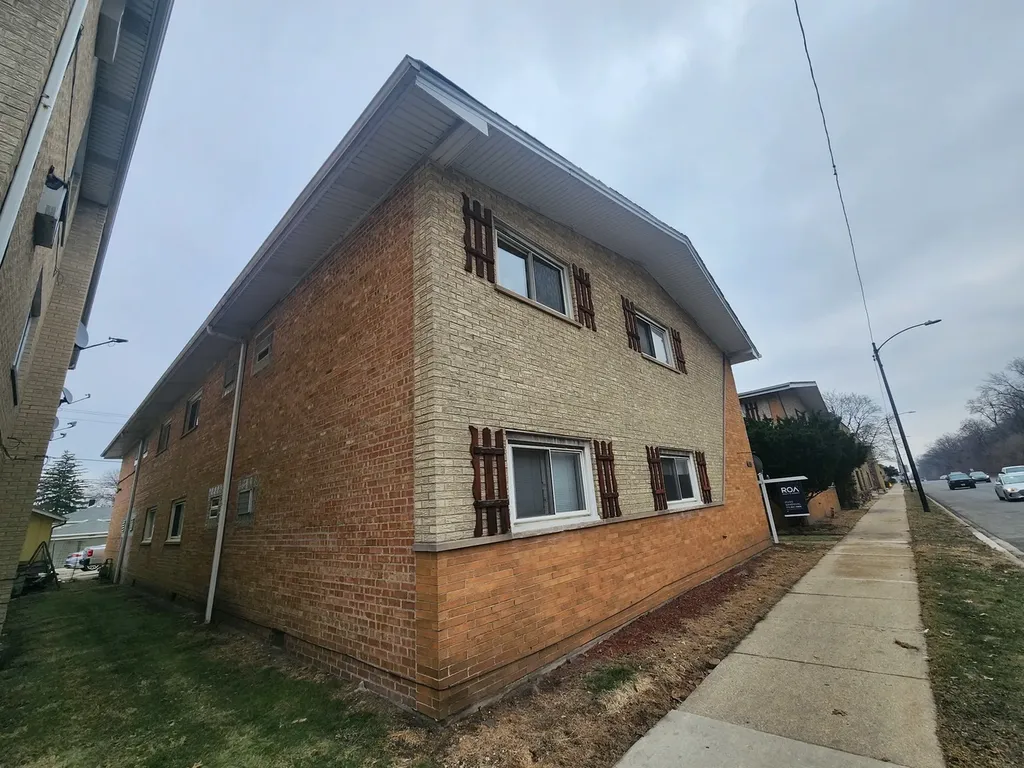 4215 South Harlem Avenue Stickney IL 60402