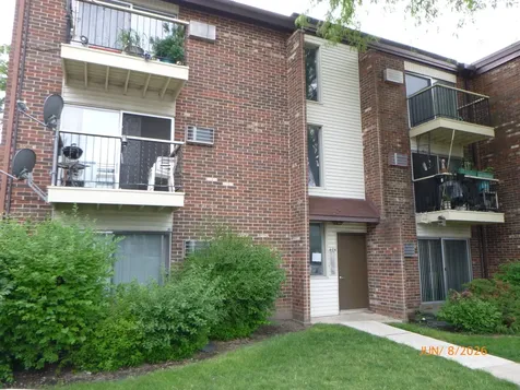 404 Pleasant Run Drive Wheeling IL 60090