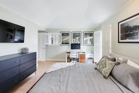 180 Westview Road Winnetka IL 60093