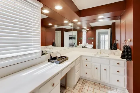 180 Westview Road Winnetka IL 60093