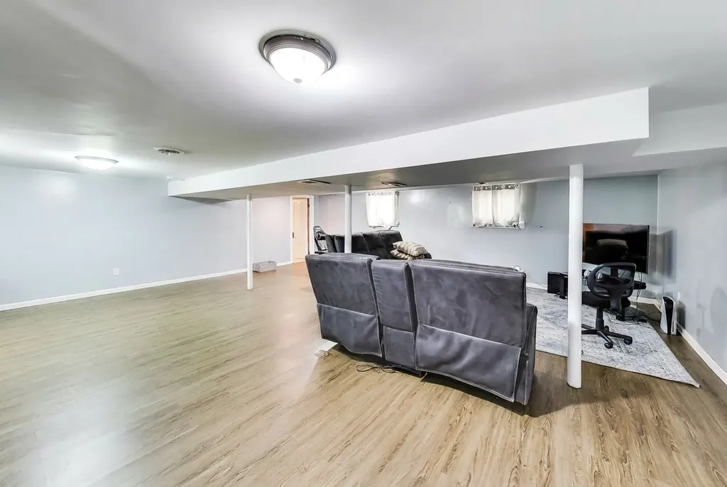 4048 North Major Avenue Chicago IL 60634