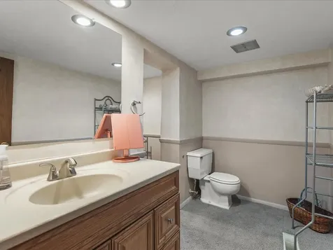 5121 Brookview Road Rockford IL 61107