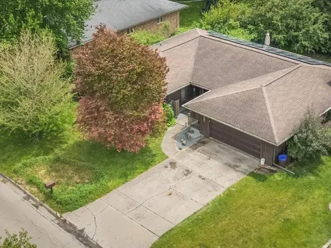 5121 Brookview Road Rockford IL 61107