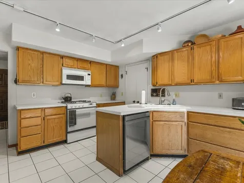 5121 Brookview Road Rockford IL 61107