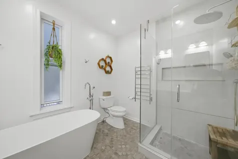 706 South Ada Street Chicago IL 60607
