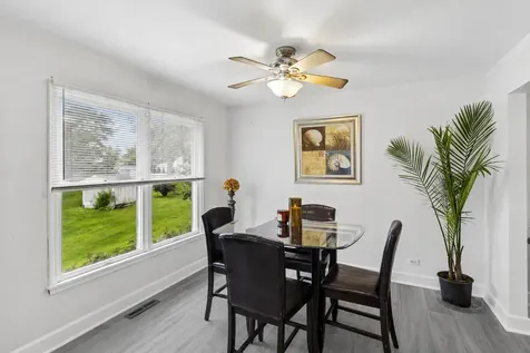 810 Jennifer Court Algonquin IL 60102