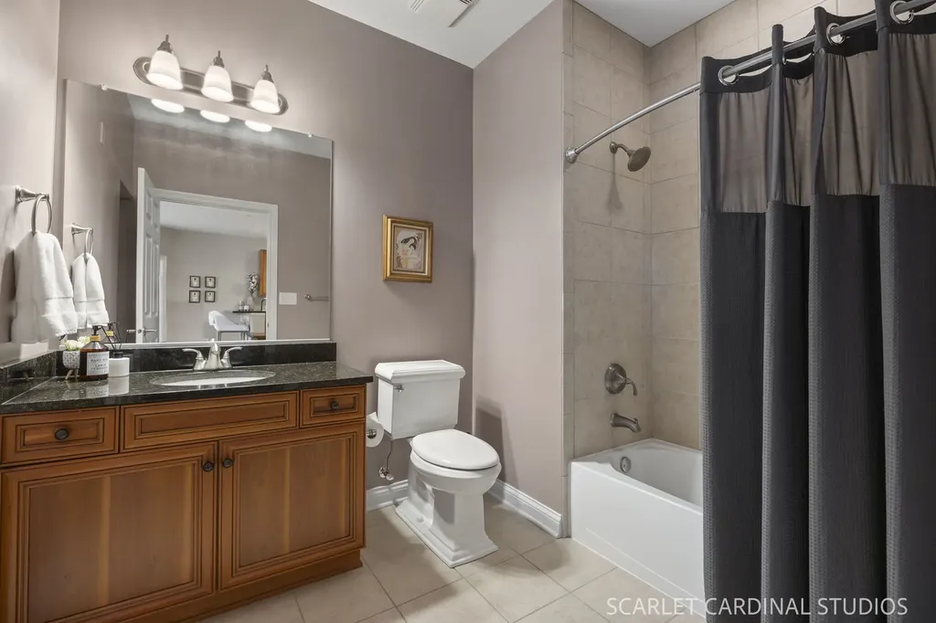140 South River Street Aurora IL 60506
