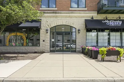 140 South River Street Aurora IL 60506