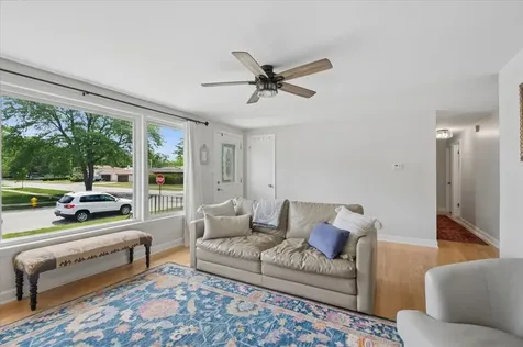 17654 70TH Court Tinley Park IL 60477