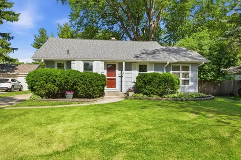 512 South Calumet Avenue Aurora IL 60506