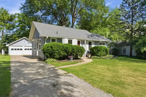 512 South Calumet Avenue Aurora IL 60506