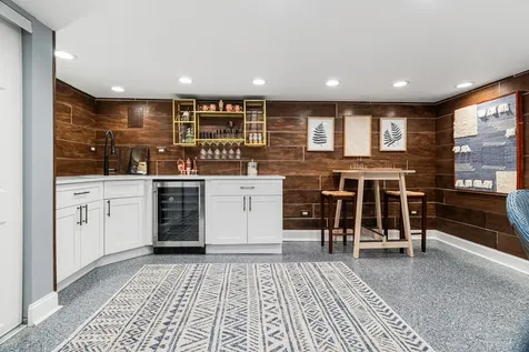 6470 North Newcastle Avenue Chicago IL 60631