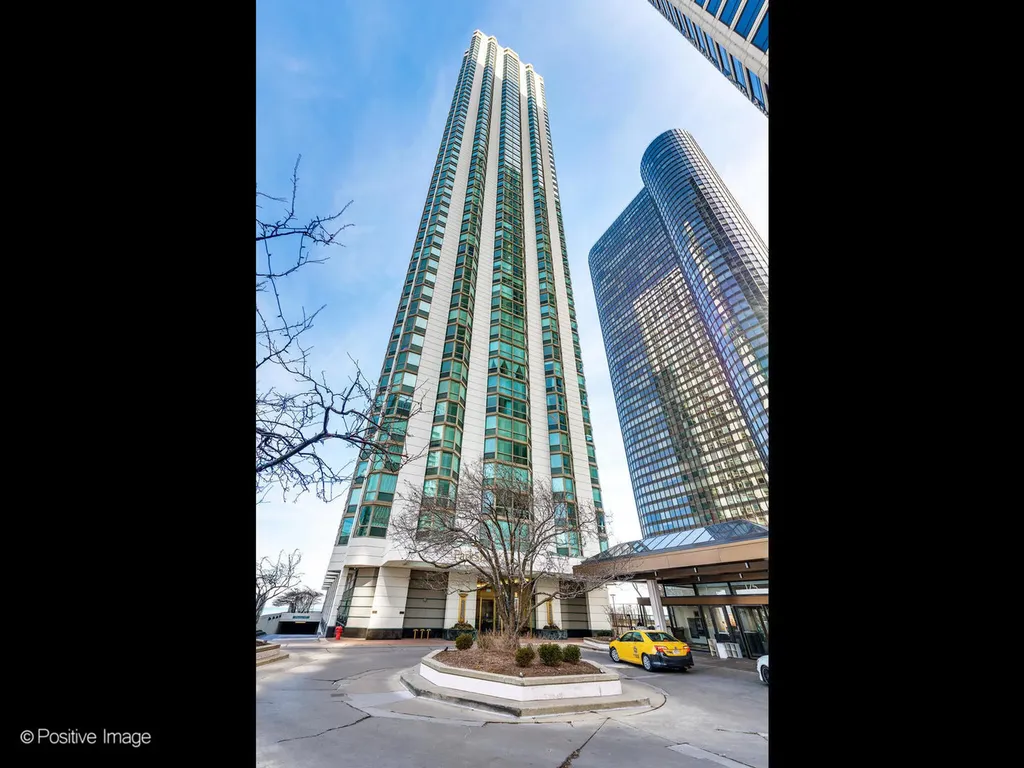 195 North Harbor Drive Chicago IL 60601