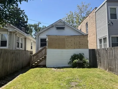 826 Circle Avenue Forest Park IL 60130