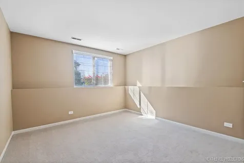 260 Devoe Drive Oswego IL 60543