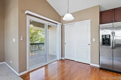 260 Devoe Drive Oswego IL 60543