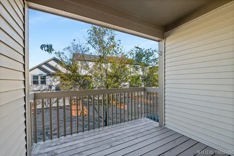 260 Devoe Drive Oswego IL 60543