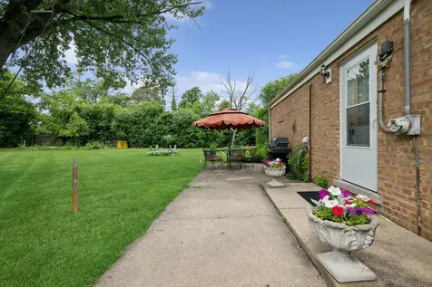 99 Fox Lane Wheeling IL 60090