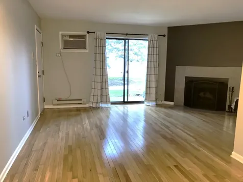 446 East Osage Lane Palatine IL 60074