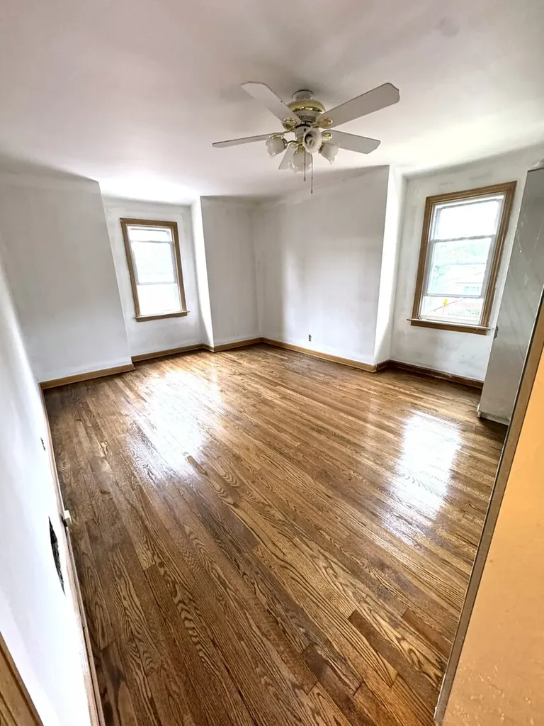 3912 West Marquette Road Chicago IL 60629